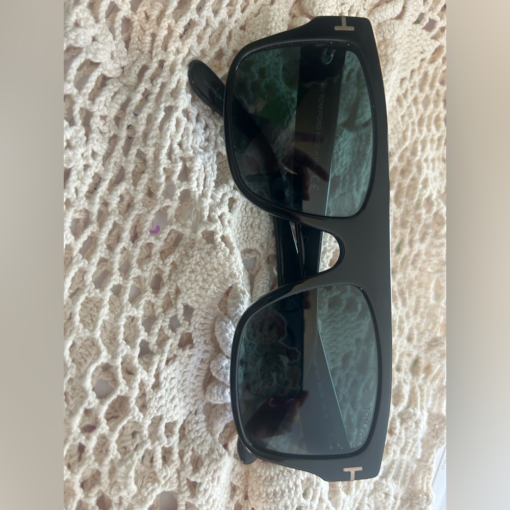 Tom Ford Dunning-02 TF907 Sunglasses Black T Logo
